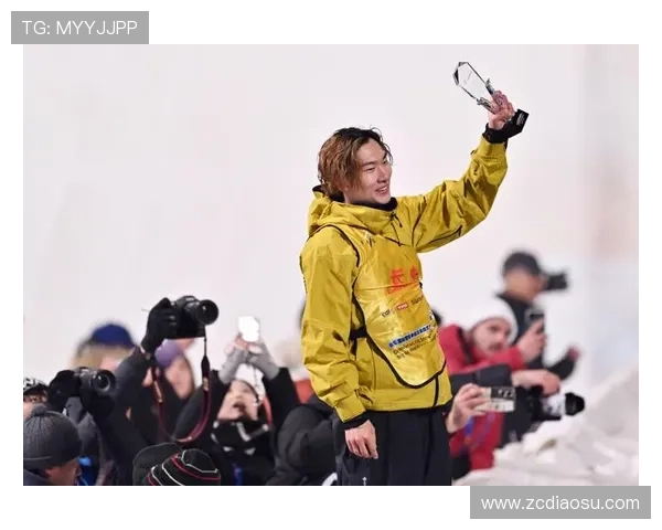 苏翊鸣问鼎大跳台世界杯总冠军